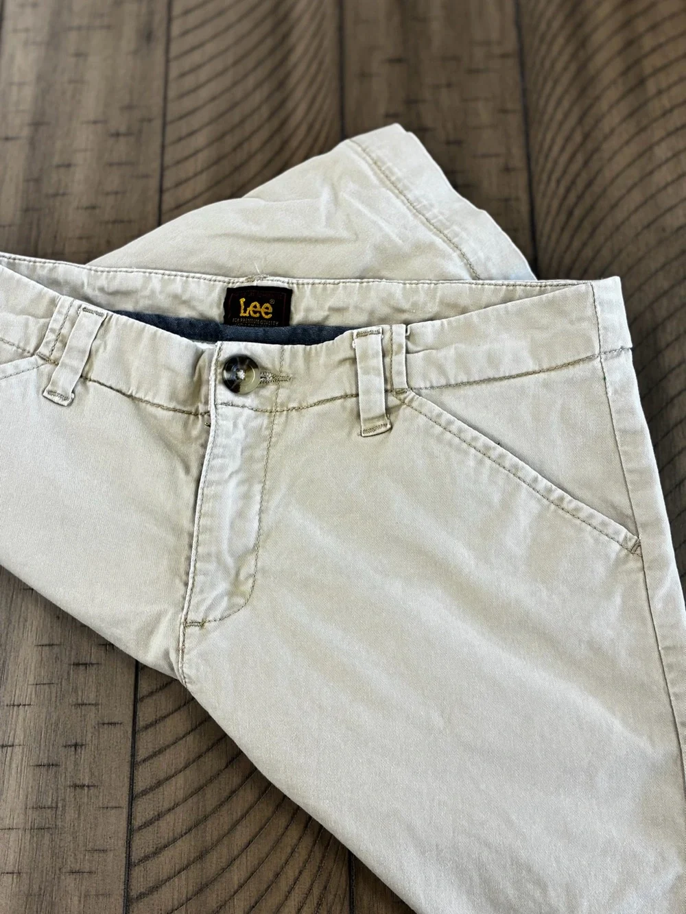 Boys size 8 Lee Beige Button-Front Khakis